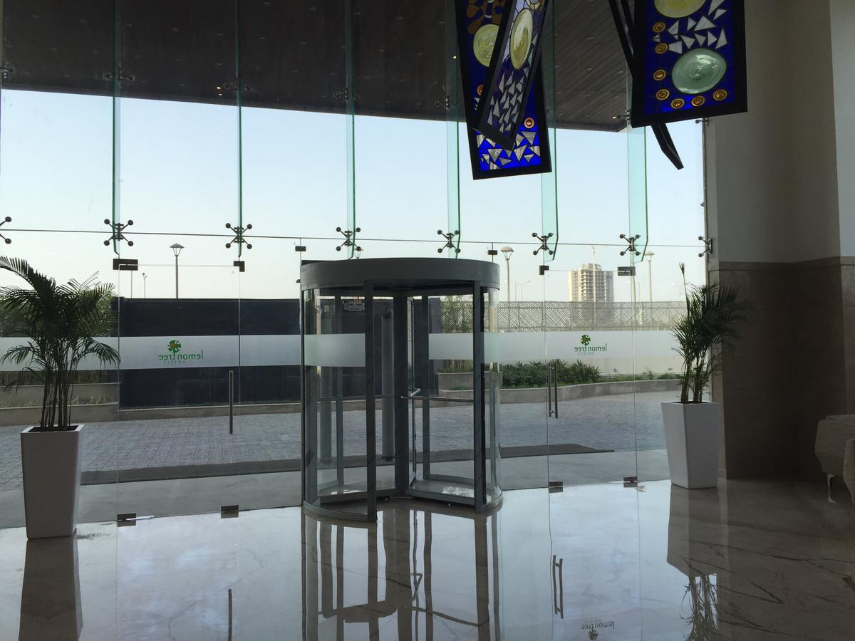 Lemon Tree Hotel, Sector 60, Gurugram Гургаон Экстерьер фото