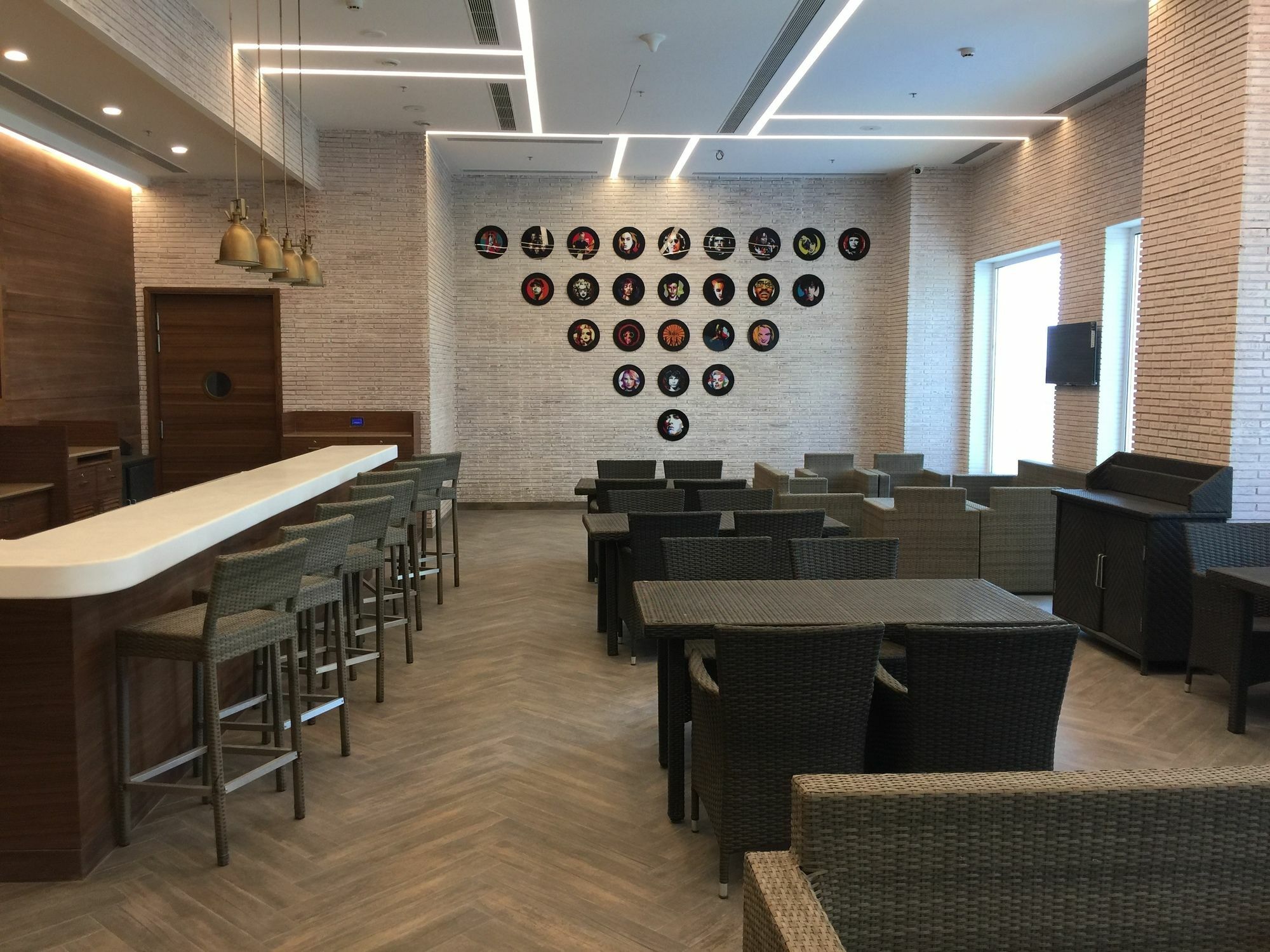 Lemon Tree Hotel, Sector 60, Gurugram Гургаон Экстерьер фото